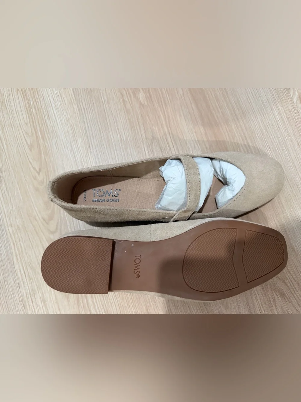 NWT Toms Bianca Mary Jane Flat